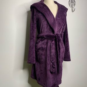 UGG Miranda Robe Plush Purple Short Robe Sz S